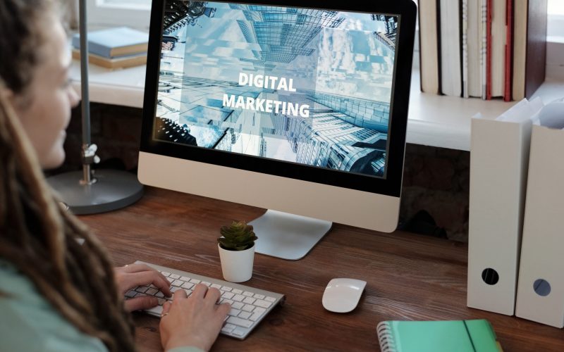 Guía para desarrollar estrategias de marketing digital