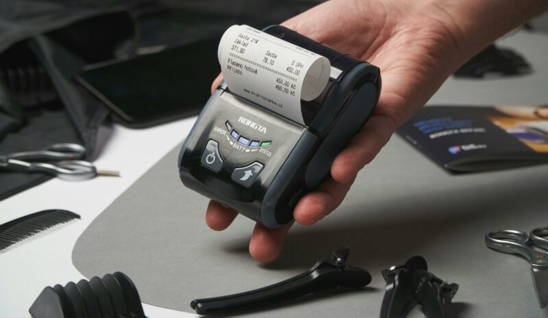 Las 5 características esenciales que todo software de facturación electrónica debe tener