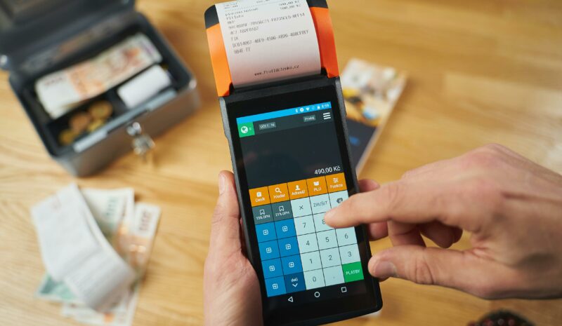 Reglamento de la facturación electrónica y Verifactu: ¿es lo mismo?